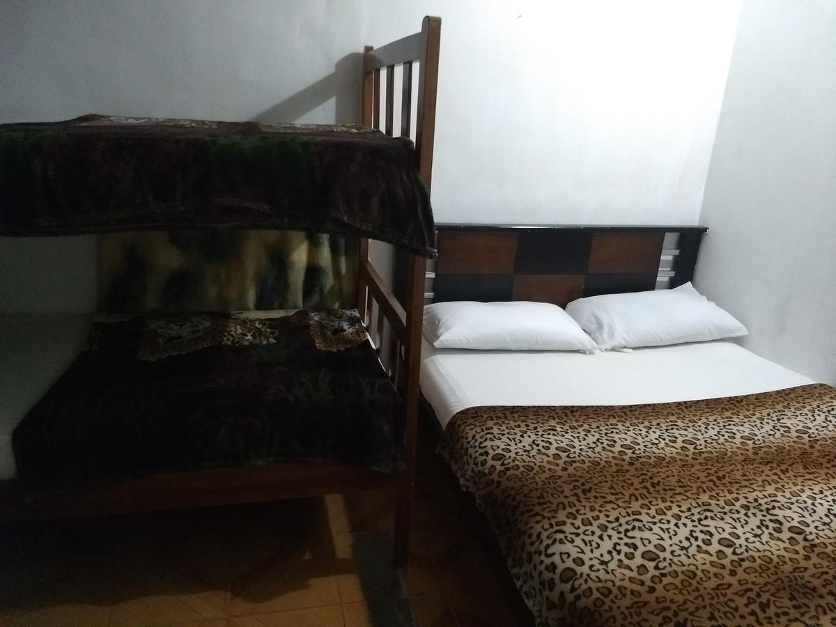 Hostel El Encanto Guatape Bagian luar foto