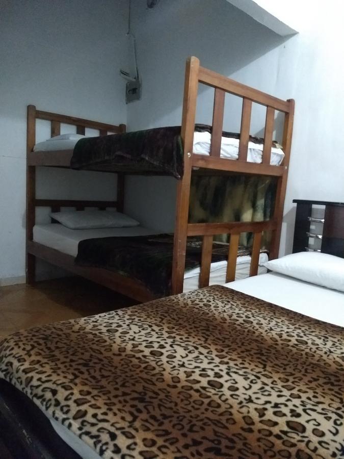Hostel El Encanto Guatape Bagian luar foto