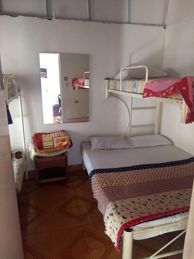 Hostel El Encanto Guatape Bagian luar foto